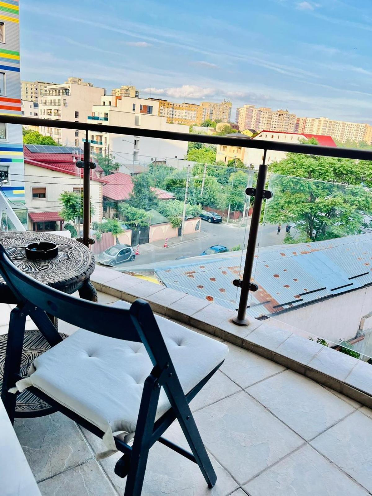 Luxury / Mihai Bravu Apartmens Bucharest Exterior photo